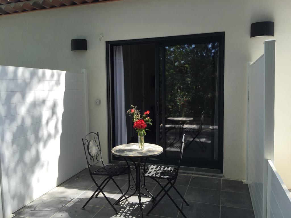 Chambres D'Hotes Le Mas Du Bijou Bleu Puget-sur Argens Luaran gambar