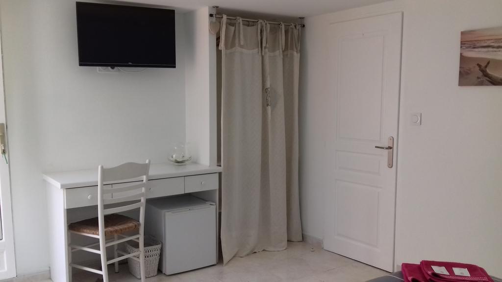Chambres D'Hotes Le Mas Du Bijou Bleu Puget-sur Argens Luaran gambar